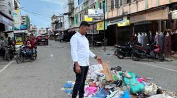 Anggota Dewan Zulkifli Menyayangkan Dinas Terkait, Sampah Dibiarkan menumpuk Selama 3 Hari
